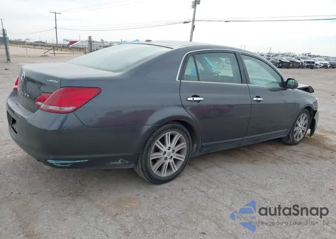 2009 Toyota Avalon Limited z USA, uszkodzony, nr VIN 4T1BK36B89U335649